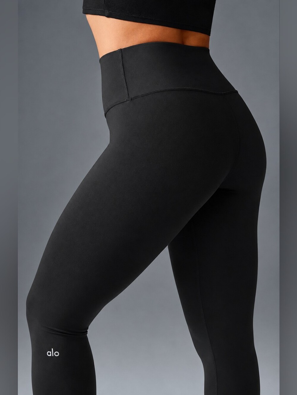 ALO (158$) | Yoga High-Waist Airbrush Full-Length Leggings in Black, Size S